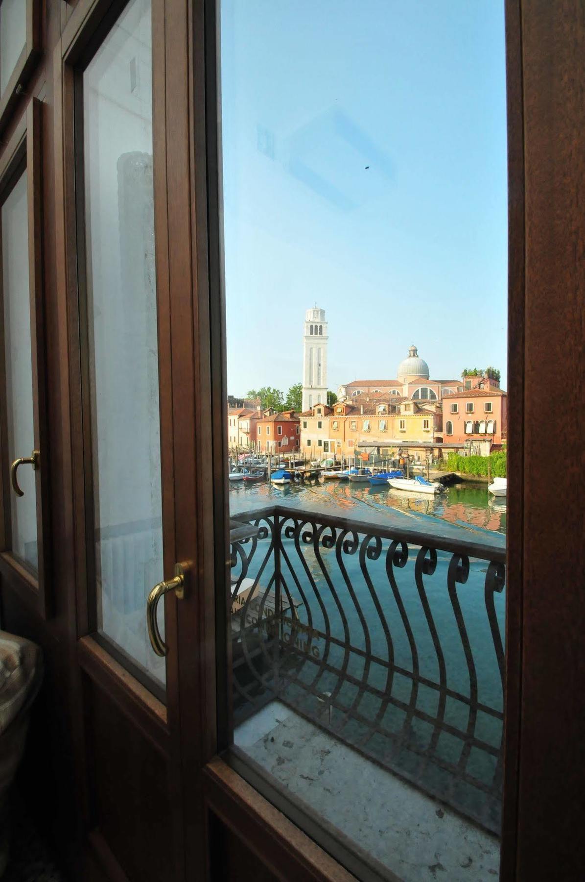 Locanda Sant'Anna Hotel Венеція Екстер'єр фото